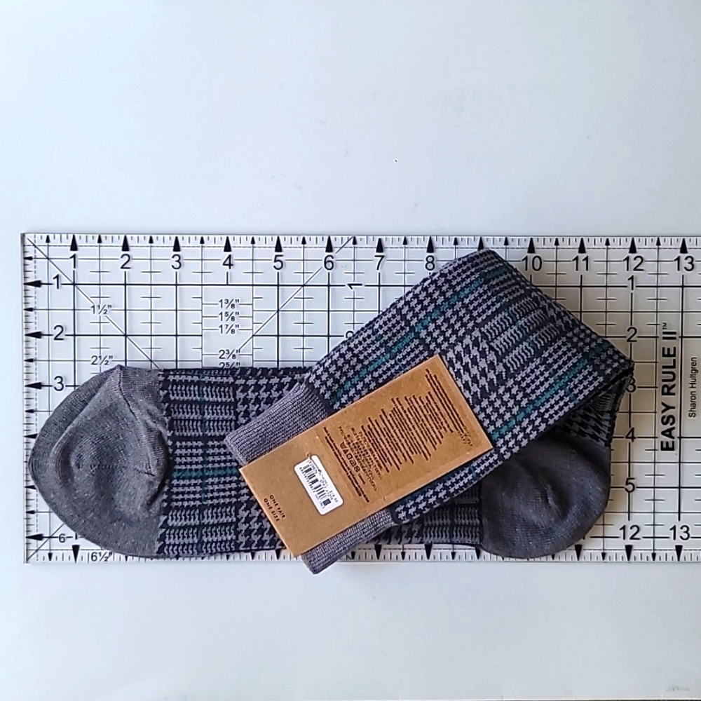 NWT 2 Pair J. Crew Men's Critter Socks, One Size (runs larger than expected) - Picture 5 of 10
